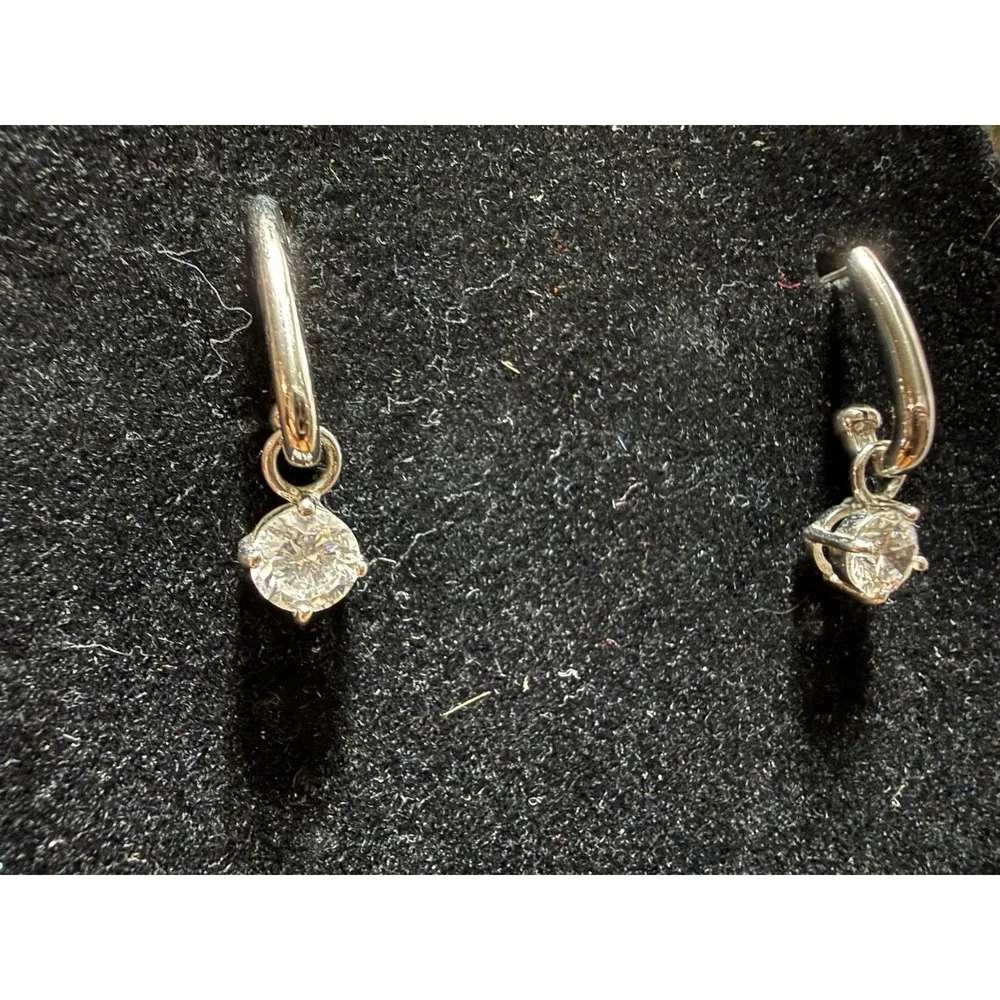 Lia Sophia Dangles Earrings Sparkles - Picture 2 of 4